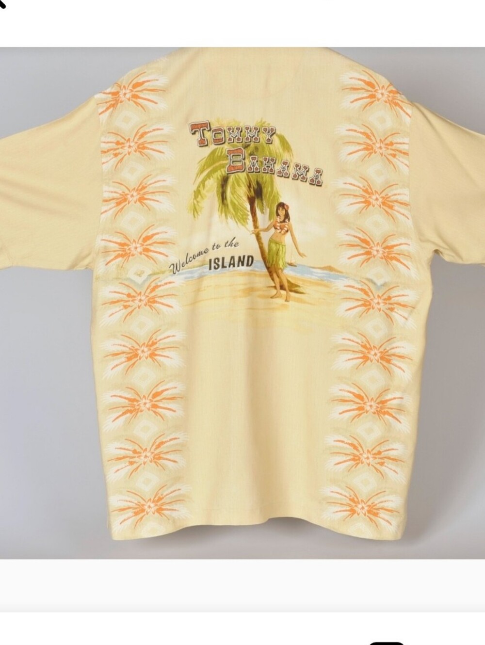 TOMMY BAHAMA "Welcome To The Island" With His Infamous Stunning Detailed #1 LRG